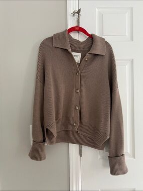 Abercrombie & Fitch Taupe Button-Front Ribbed Cardigan